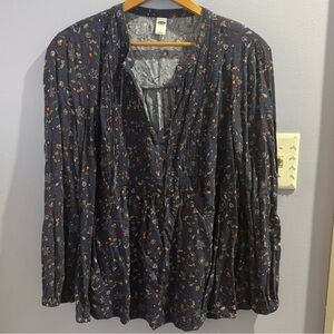 🦋Old Navy blouse🦋